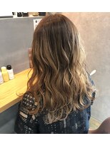 シロトータルデザイン(shiro total design) 透け感たっぷりシアーベージュ