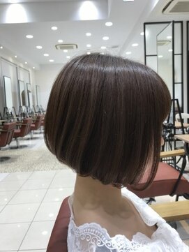 クアトログランシュ ひたちなか店(QUATRO×GranCieux) ☆ショート前下がりボブ☆　【ひたちなか/ショート】