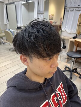 テトラ バイ ネオリーブ 横浜西口店(tetra by neolive) カットで作る無造作マッシュ 横浜 横浜駅