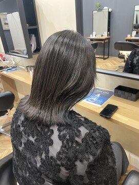 アルター(aL ter) 【グレージュ×カット】カール/セミディア/シアーカラー/林愛華