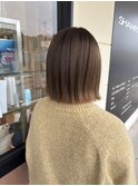 オリーブベージュ