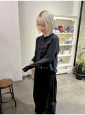 ボブ　ブロンドベージュ　ブリーチ