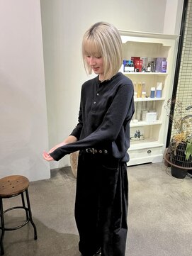 デヴェロペ(Devellope.) ボブ ブロンドベージュ ブリーチ