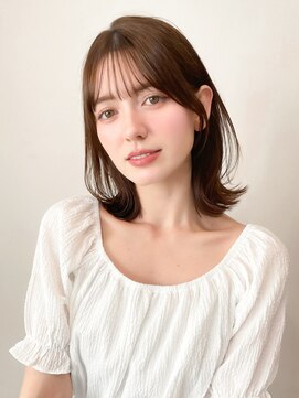 レア 表参道(L'ea) 大人ガーリー ダークアッシュ似合わせカットミディアムレイヤー