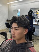 ザデイ カットアンドカルチャーショップ(THE DAY CUT&CULTURE SHOP)&nbsp;スイングショートパーマ【テーパーフェード】