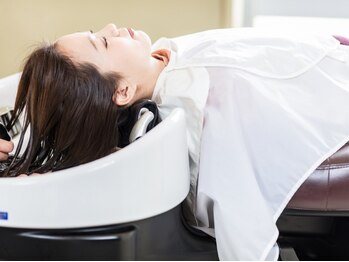 マーソルヘアー(MERSOL HAIR)の写真/【日常を忘れる至福のひととき/宇城】フルフラットYUMEシャン×marbbで叶える極上ヘッドスパ体験。