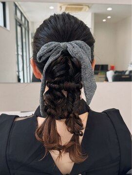 ビューティーサロン クロス(CROSS) 編みおろし/お呼ばれヘア／ツインアレンジ/パーティーヘア