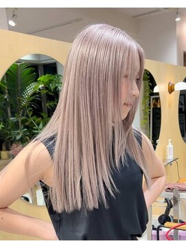 スタン 渋谷(Stam) ミルクティーベージュダブルカラーブリーチミディアムレイヤー