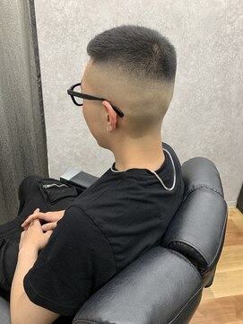 ティーズ アカサカ(T's AKASAKA) スキンフェード