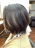 上品ミディアムボブ