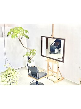 肩肘張らずに気軽に通える”ベンチ”のようなSalon。落ち着ける空間で気軽に相談が出来る♪