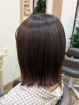 アルターリール(aL ter Rire) 黒髪/ボブルフ/ネビージュ/小顔/ワンレン/杉田花乃