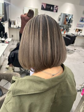 キング(K!ng) 縮毛矯正髪質改善ハイライトレイヤーカット枚方美容室エクステ