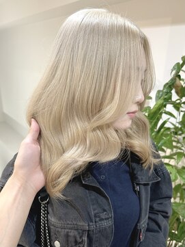 サンク 原宿 表参道(cinq) ミルクティーグレージュ小顔ウルフレイヤーくびれロングレイヤー