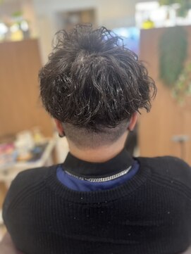 エル バイ ファースト(L by first) 【L by first】ツイストスパイラルパーマ