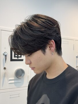 フィフス 栄(fifth) ニュアンスフェザーパーマセンターパートツーブロック名古屋栄