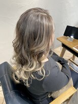 マーレ(MARLE./)&nbsp;大人モードなバレイヤージュ☆韓国風グラデーションで立体感UP