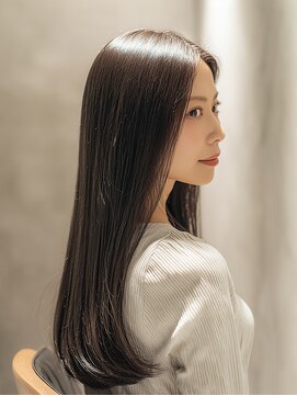 バイエイト(X８) ツヤ、髪質改善が叶う魔法のようなシンデレラトリートメント