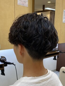 マキシム ナカイ(MAXIM NAKAI) メンズツイストスパイラルパーマ刈り上げツーブロック
