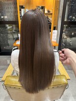 サニー 梅田(Sun.ny)&nbsp;ハリウッドトリートメントで叶える、芯から潤う艶髪へ