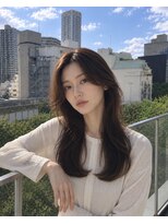 ランベリー(LANVERY)&nbsp;柔らかく揺れる韓国風ロングレイヤー
