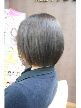 チチカカ(chichikaka) 営業ビフォーアフター、ツヤツヤ上質縮毛矯正