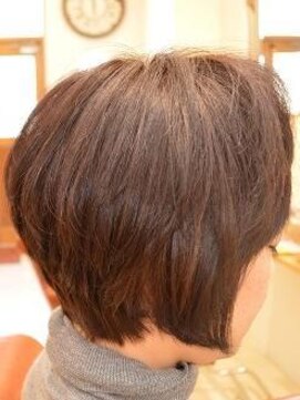 リール ヘアーアンドカンパニー(Rire Hair&Co.) 【Rire Hair&Co.】前下がりショート