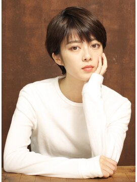 シアンデルカ(CYANDELUCCA) 大人の美シルエットタイトショート