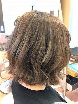 ウェーヴ 浜松小豆餅店(wave) 〈wave小豆餅店〉エアリーミディハイライト外ハネショートパーマ