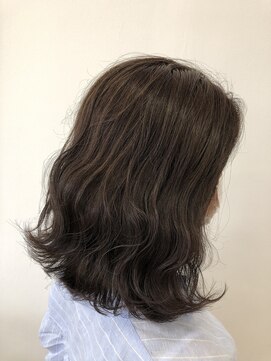 ヘッズ 本八幡店(HEADS) ショート　マッシュ　ショートボブ　HEADS 市川　学割　イルミナ