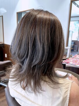 ルーム(ROOM) 【ROOM】大人キレイなくびれミディアムウルフ☆20代30代40代