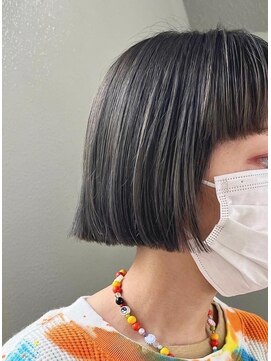 カゼ ダイカンヤマ Kaze DAIKANYAMA クリスタルグレー