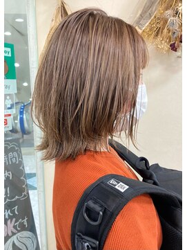 ソソ(soso) 【soso 伊勢田】レイヤー×シークレットハイライト/ケアブリーチ