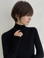 アンド ストーリーズ(&STORIES) 前髪あり耳掛け丸みくびれショートボブ20代30代40代50代(蘭)