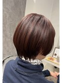 ショートボブ