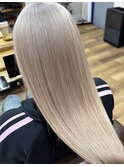 ミルクティーベージュ