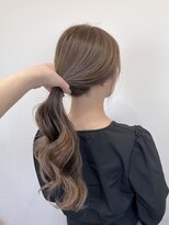リグフクオカ(L.I.G fukuoka)&nbsp;小顔に見せるヘア/顔周りレイヤー/アースカラー/こなれミディ