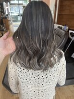 ブリッジ(BRIDGE) バレイヤージュ風カラー