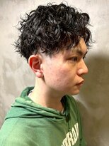 ディスイズバーバーサード(THIS IS BARBER 3rd) ツイストスパイラルパーマ メンズショート ツーブロック 20代