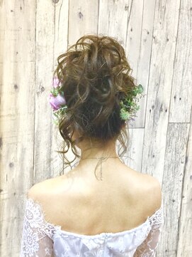 ヘアースペース ムーン(Hair Space MOON) 結婚式やパーティー イベントのヘアセットはムーン岡山にどうぞ