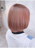ピンクベージュカラー×ボブ 前髪あり　透明感　ブリーチあり