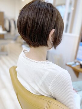 モリオ フロム ロンドン 成増店 【morio成増/ムラマツ】ショート　前下がりボブ　くびれ