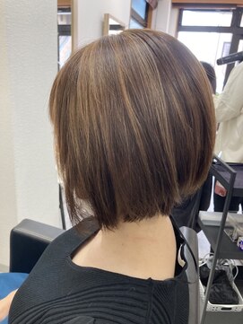 エルプラスヘアー(L+hair) ハイライトカラーボブ(白髪ぼかし・40代)