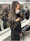 【梅田】ホワイトハイライトハイライトカラーサラ艶ロング艶髪