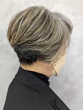 ソシエ 天王寺ミオ店 白髪ぼかしハイライト/大人女性/40代/50代/60代