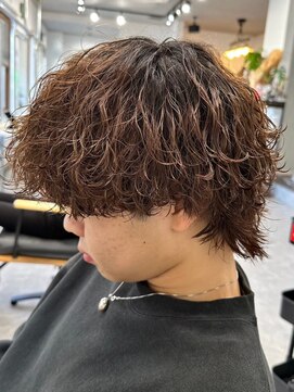 フゥ 宇都宮(FeU) 波巻きパーマメンズパーマメンズヘアツーブロックツイストパーマ