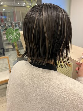 ヘアークラフト アニー 南郷18丁目店(HAIR CRAFT Annie) 外はねボブ