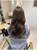オリーブベージュ【吉田 愛里】
