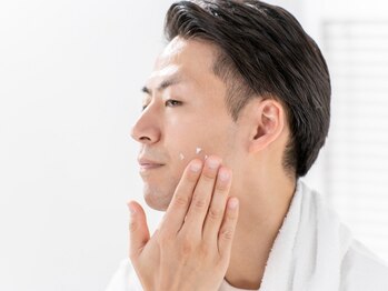 エレガル(elegalu)の写真/【与野駅2分】顔の印象も大切！本格的なヒゲ減耗はプロにお任せ！好感度UP間違いなし◎