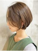 天神ショートボブヘアショートカットボブ前下がりボブ前髪なし